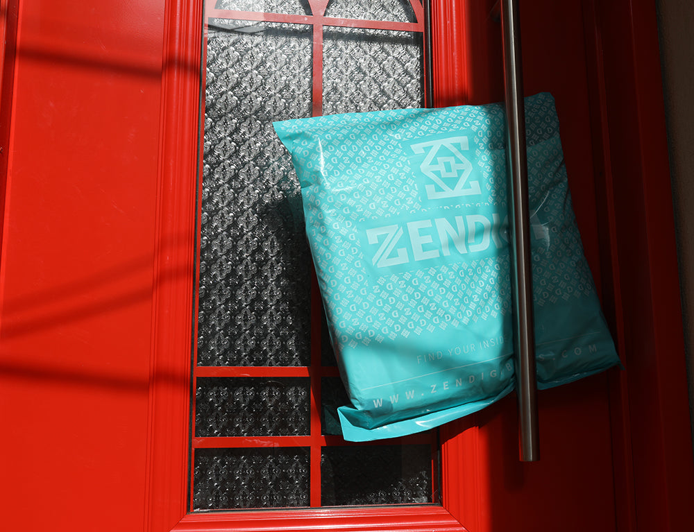 קולקציית התיקים והאקססוריז החדשה של זנדיגי בעיצוב מקומי טבעוני עם צבעים וגזרות חדשות לעבודה וליומיום