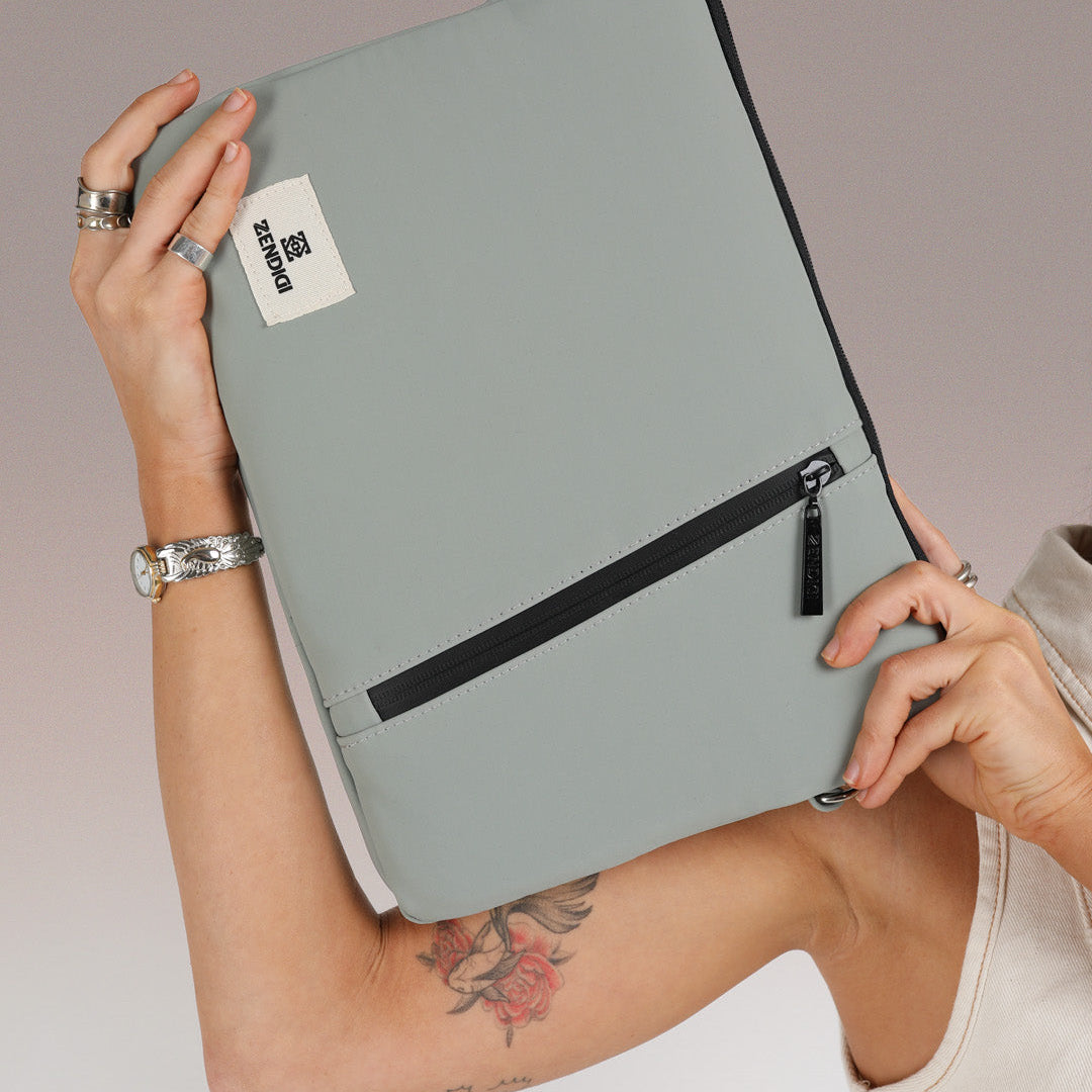 כיסוי למחשב נייד טבעוני בעבודת יד עם שכבת הגנה וכיס קדמי מתאים ללפטופים בגודל 13 עד 16 אינץ׳