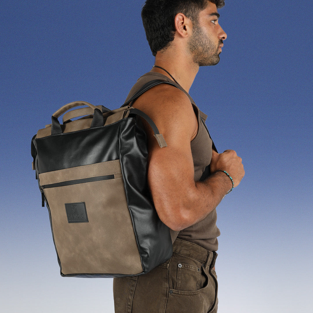 תיק גב מילאנו טבעוני בעבודת יד עם שבעה תאים ותא מרופד למחשב נייד עד 16 אינץ' מתאים לעבודה לימודים ונסיעות