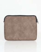 החלק האחורי של כיסוי המחשב בצבע קפה זמש - מראה נקי ומעוצב