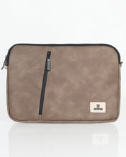 כיסוי למחשב נייד 15.6 אינץ׳ קפה זמש תצוגה פרונטלית, קייס לפטופ מרופד ומגן.