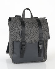 מיני טוקיו אפור מנומר - תיק גב למחשב נייד 14״ , מושלם לעבודה ומתאים מאוד לימי לימודים קצרים.