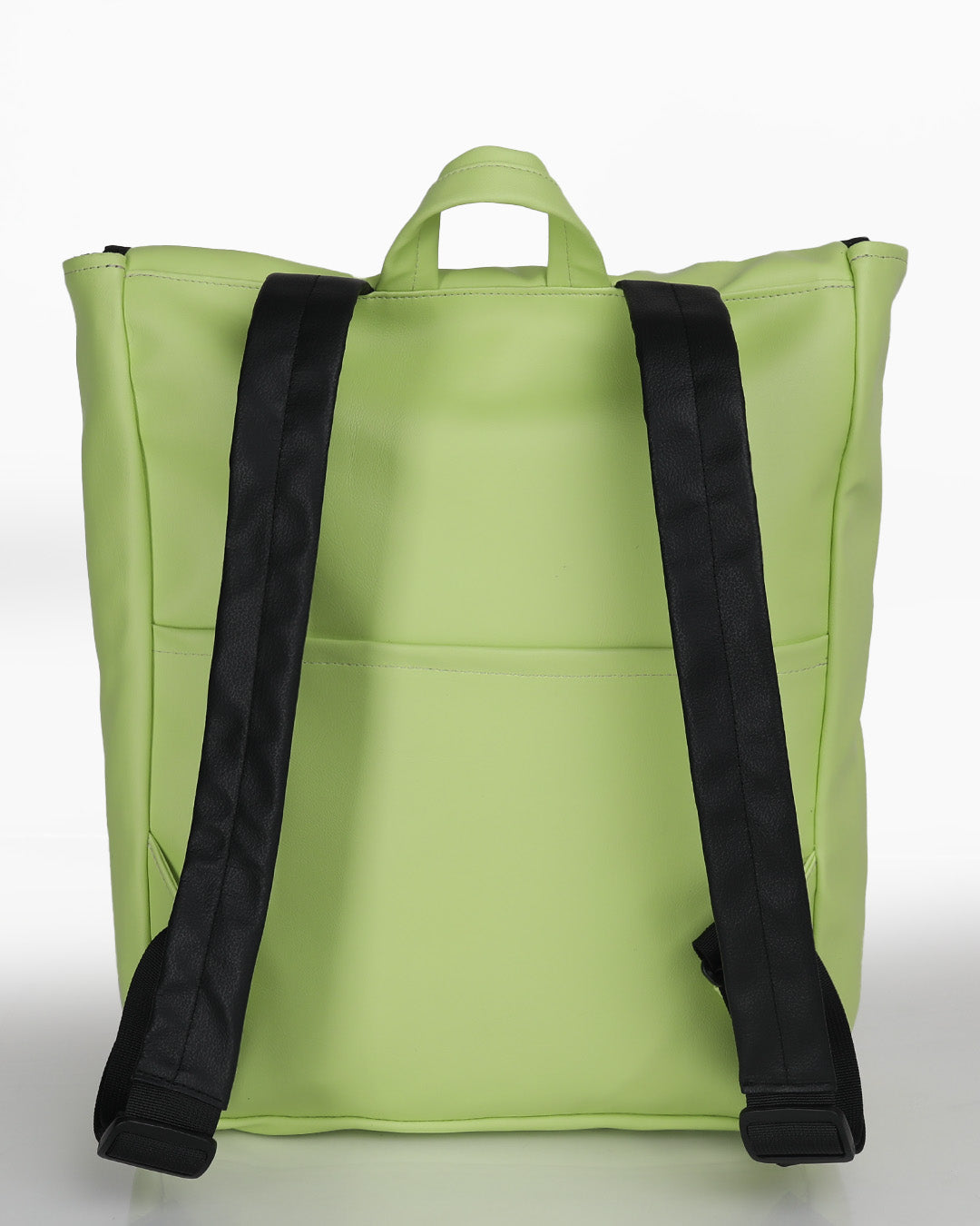 גב תיק טוקיו ירוק ליים  - רצועות מרופדות לנוחות מרבית, תא אחורי שימושי ועיצוב נקי ואיכותי ליום ארוך בעיר. תיק גב למחשב נייד מבית זנדיגי, אידיאלי לעבודה וללימודים.