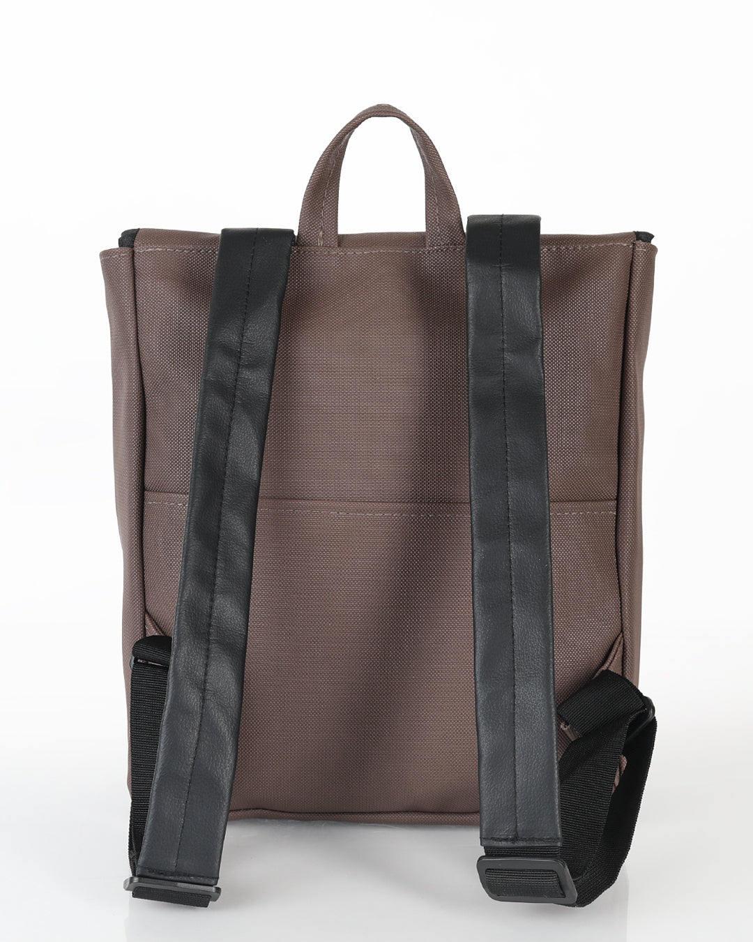 מיני טוקיו חום יהלום צילום אחורי, ניתן לראות את תא השליפה האחורה שלו והרצועות המרופדות לנוחות מקסימלית