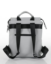 מבט אחורי על תיק ברלין קול מינט עם תא נסתר לחפצים אישיים, רצועות מתכווננות וידיות אחיזה נוחות לנשיאה.