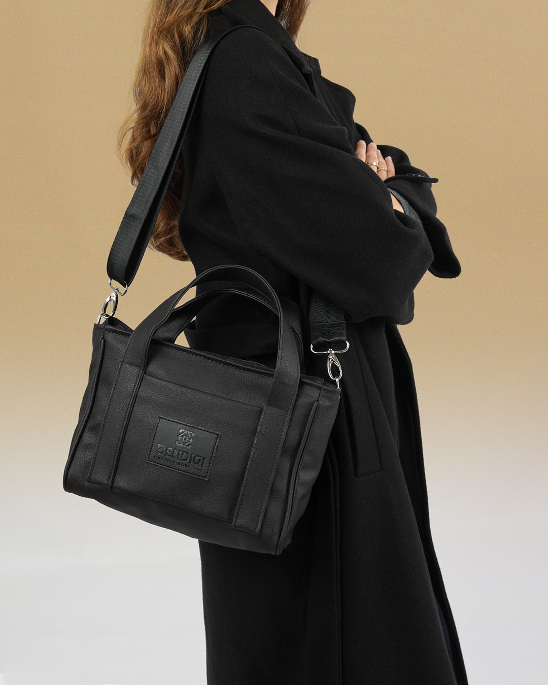 תיק נשי מעוצב בגודל קומפקטי - מיקרו פלא יופיטר של זנדיגי, תיק קרוס טבעוני עם חמישה תאים, מושלם ליום עמוס בעיר וליציאה בלילה