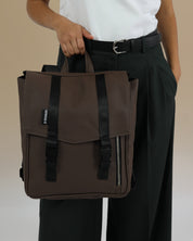 תקריב של מיני טוקיו חום יהלום, טקסטורת יהלום איכותית טבעונית וחזקה.