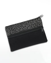 ארנק טבעוני שני תאים צוקו שחור קנבס ומנומר אפור, קייס טבק מעוצב בעבודת יד.