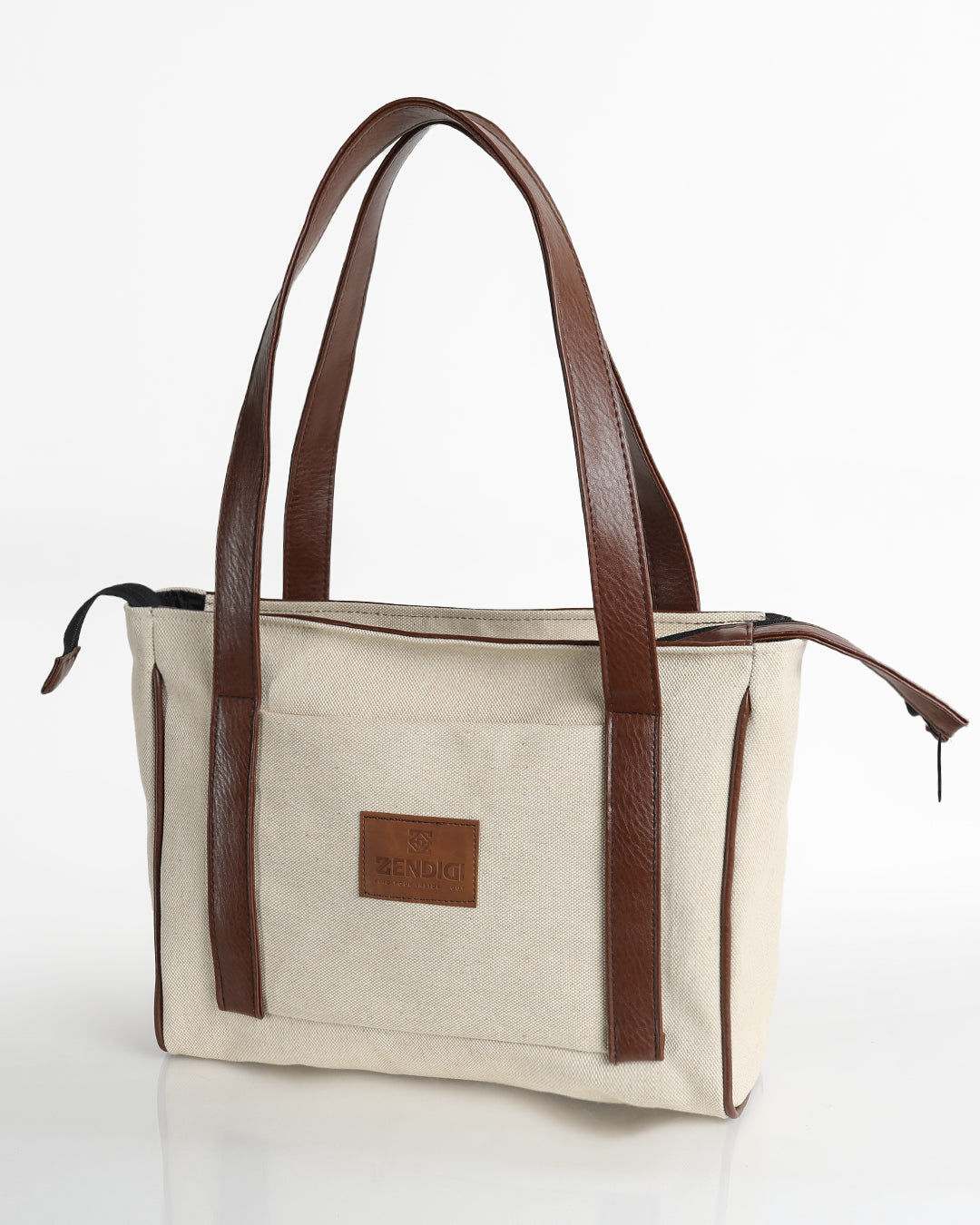 תיק צד מיני פלא בז׳ קנבס וחום כהה  - תיק אופנתי ליום יום, עבודה ולימודים. מתאים למחשב נייד עד 14 אינץ', שילוב מושלם של סטייל ופרקטיות.